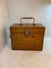 ANCIENNE BOITE POUR OBJET SCIENTIFIQUE