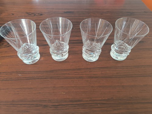Lot verres eau en - 4,
