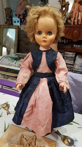 Ancienne poupée mannequin - poupée,