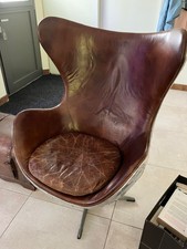 fauteuil et table style aviation