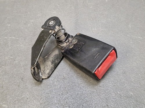 Attache ceinture sécurité