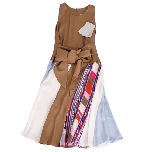 Robe rayonne sans manches