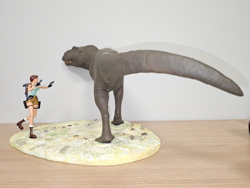 Figurine tomb raider - figurine,