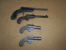 LOT DE PISTOLETS JOUETS