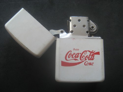 Briquet style zippo coca cola - zippo., coca-cola