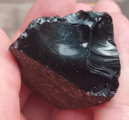 33.73gr 48x34x28mm obsidienne