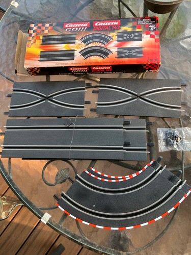 Carrera digital 143 track - go,