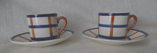 2 soucoupes et tasses à café