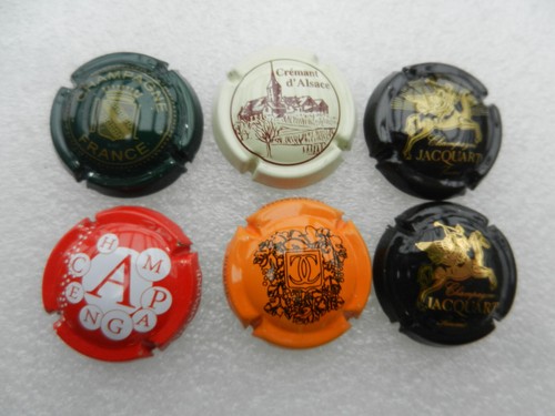 Lot capsules plaques de - capsules,