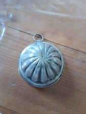 Moule A Gateau En Etain