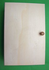 Boîte à clefs en bois brut