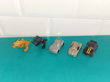 19052408 Lot 5 figurines mini