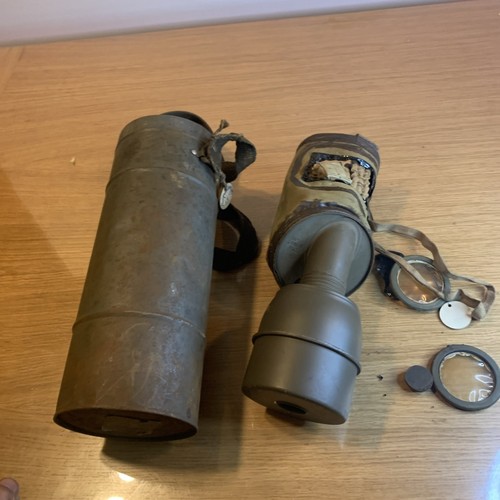Militaria masque gaz ww2 - a,