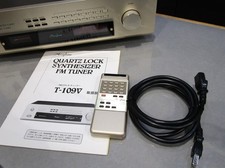 Synthétiseur Accuphase T-109V