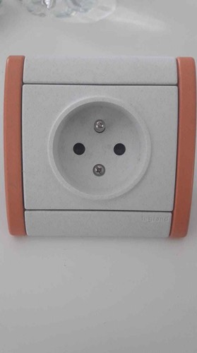 Legrand sagane prise complet - prise, 2