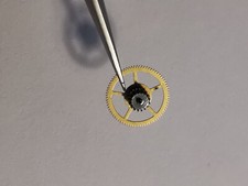 ETA 2836-PIECE MOUVEMENT-ROUE