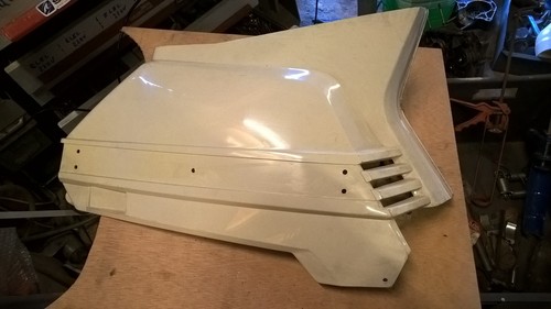 Flan latéral scooter peugeot - latéral,