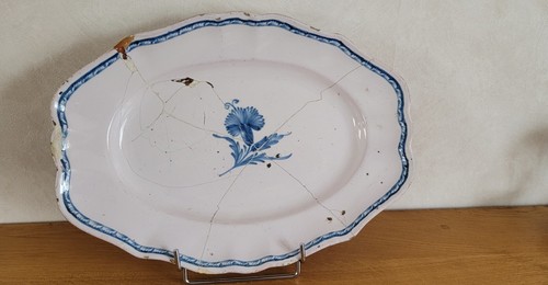 Xviii ième plat - ième/, très