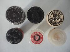 Lot anciens bouchons Negrita Chantovent Porto Cruz Ricard pineau Charentes