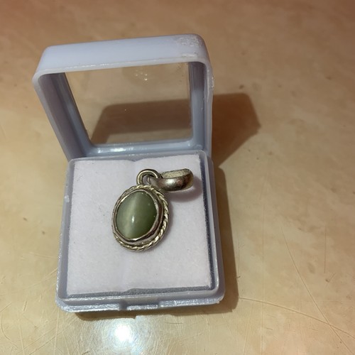 Pendentif pierre oeil - ,