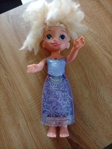 Poupée princesse style reine - poupée,