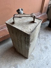 Bidon à pétrole Oriflamme