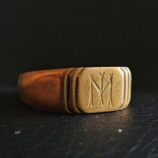 Chevalière façonnée à