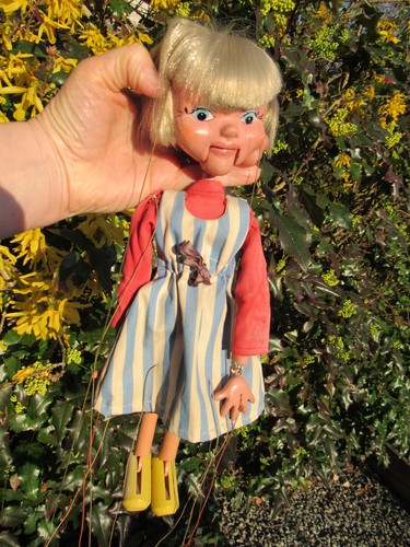 Année marionnette a fils - marionnette,