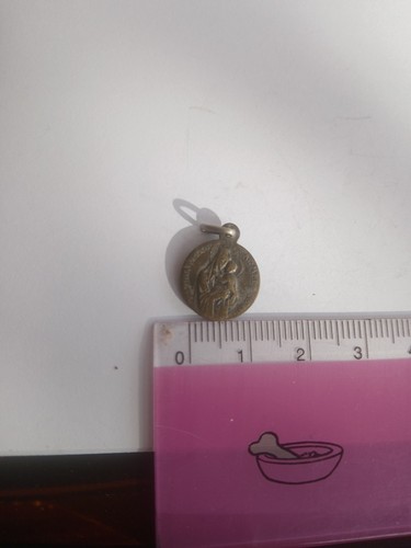 Ancien pendentif médaille - ,