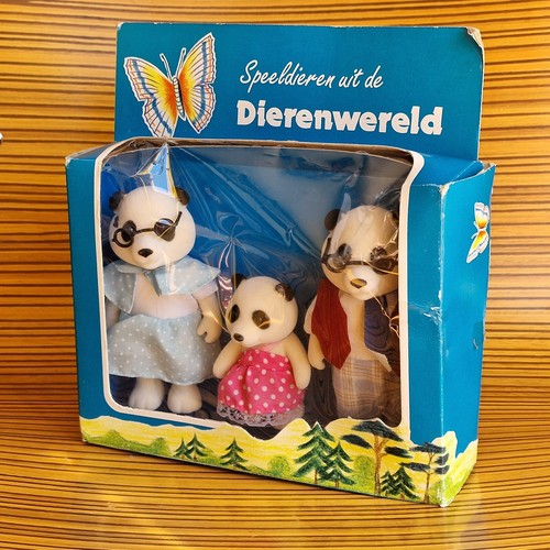 Sylvanian forest families - forest,