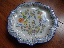 BELLE ASSIETTE EN FAIENCE DE