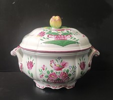 SOUPIERE MAJOLICA FAIENCE ST