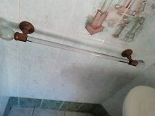 Porte serviette année 1930 en verre et laiton, bon état, 70 cm de long