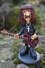 841.8150 FIGURINE TONY LOMMI