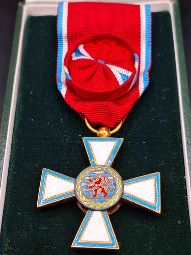 Croix officier ordre - de, l'ordre