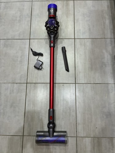 Aspirateur dyson v8 - 🎁,