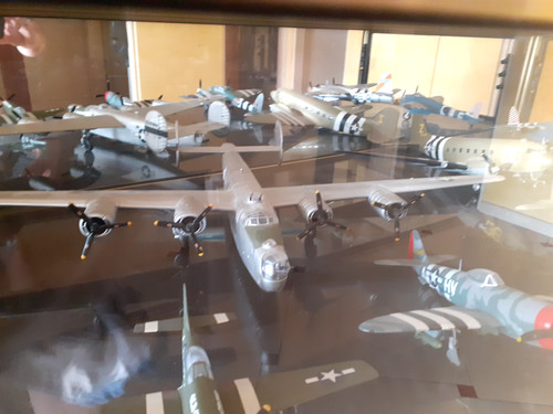 B24 liberator franklin - b24,