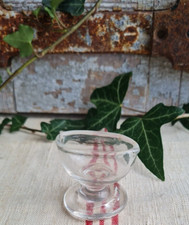 ANCIEN RINCE OEIL EN VERRE TRANSPARENT SUR PIED VERRE EPAIS