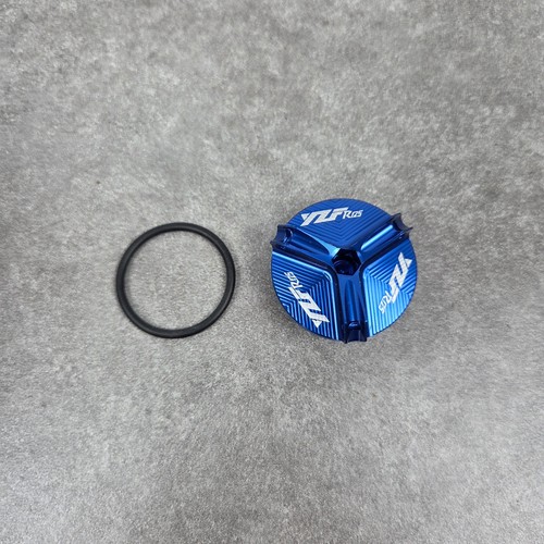 Bouchon remplissage huile bleu - bouchon,