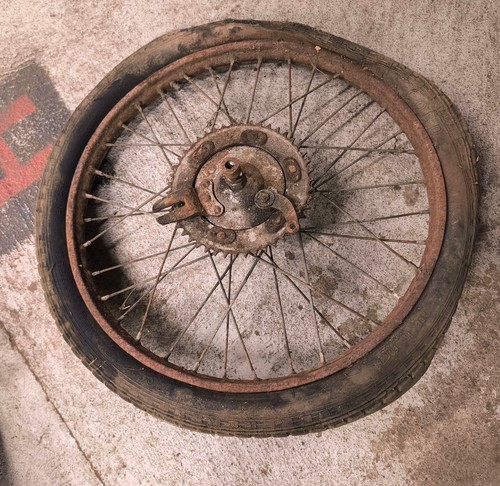Roue arriere 100 - 100, monet