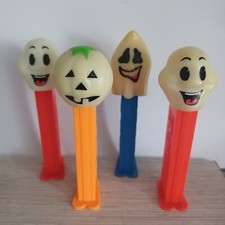 LOT 4 DISTRIBUTEURS BONBONS