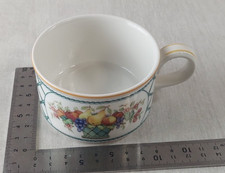 Tasse à café, décor Basket