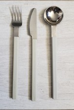 Lot 3 couverts vintage Air France designer Raymond Loewy manche gris