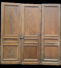 suite de trois portes mouluré