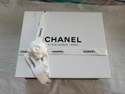 Chanel big box - +,