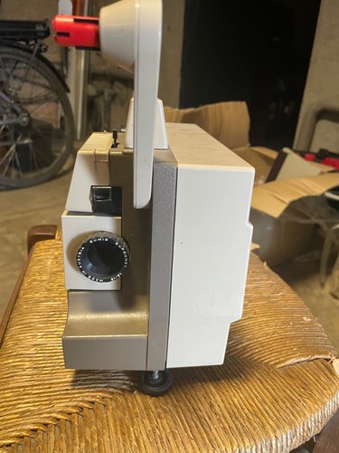 Projecteur super - 8,