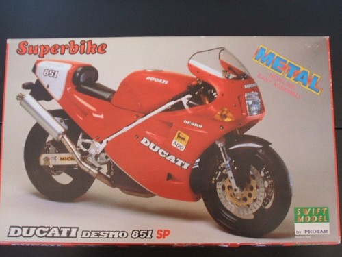 Maquette moto très beau - maquette,