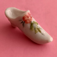 GROS SABOT porcelaine blanche  fleur orange long.3,2cm