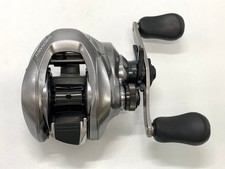Moulinet Shimano Chronarch MGL 150 HG Baitcast main droite
