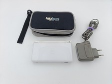 Nintendo DS Lite blanche + chargeur officiel + housse Bigben + stylet + notices 